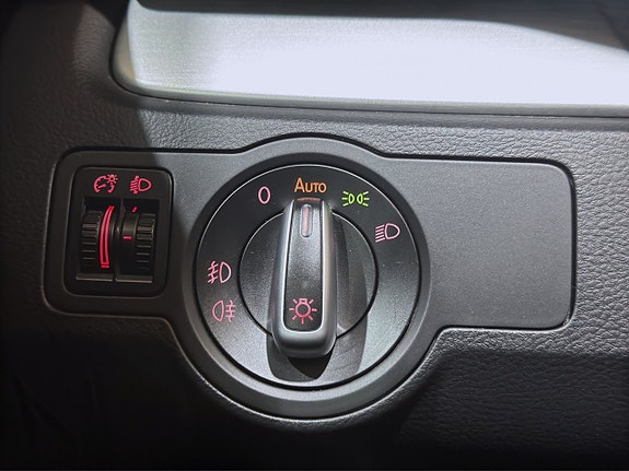 Volkswagen Passat Alltrack 24 of 29