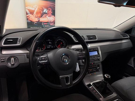 Volkswagen Passat 17 of 17