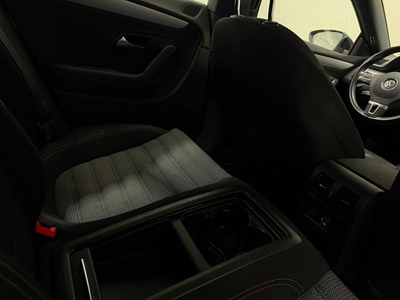 Volkswagen CC 15 of 24