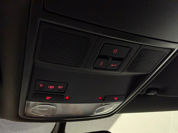 Volkswagen CC 19 of 24