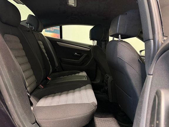 Volkswagen CC 6 of 24