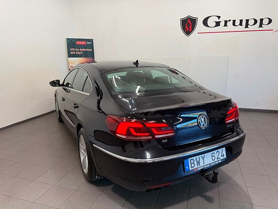 Volkswagen CC 18 of 24