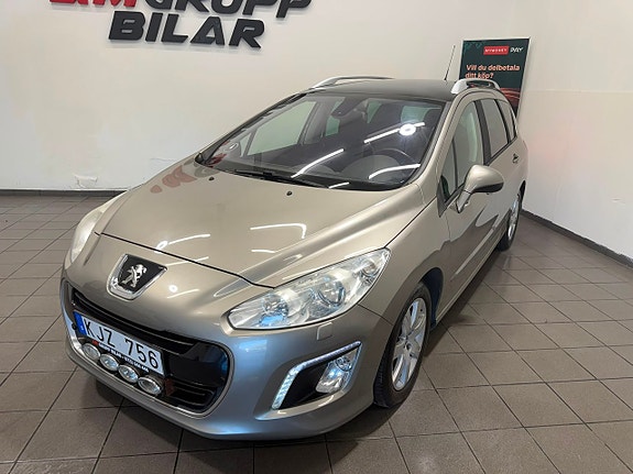 Peugeot 308 SW 15 of 19