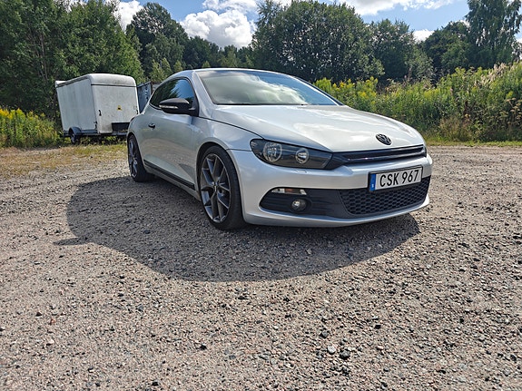 Volkswagen Scirocco 2 of 5