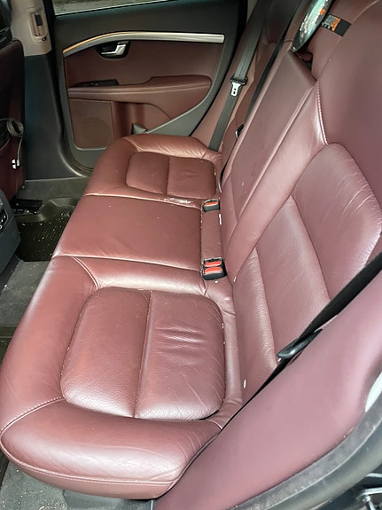 Volvo V70 5 of 5