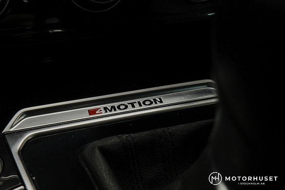 Volkswagen Passat 21 of 24