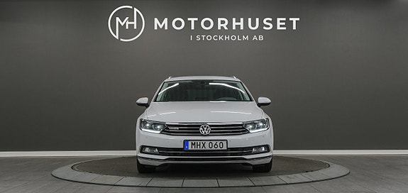 Volkswagen Passat 2 of 5