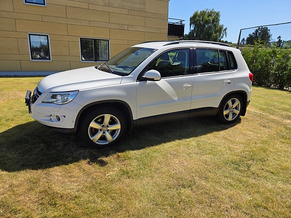 Volkswagen Tiguan 4 of 5