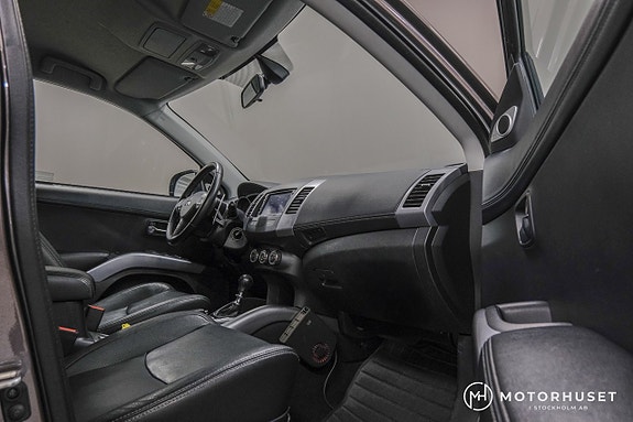 Mitsubishi Outlander 9 of 24