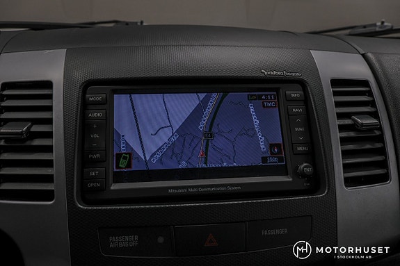 Mitsubishi Outlander 13 of 24