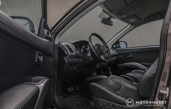 Mitsubishi Outlander 7 of 24