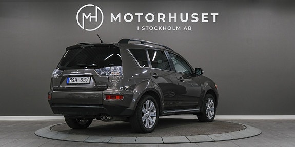Mitsubishi Outlander 6 of 24