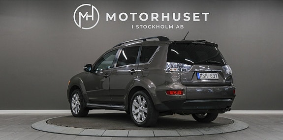 Mitsubishi Outlander 4 of 5