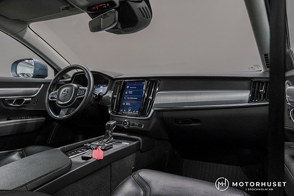 Volvo V90 Cross Country 10 of 20