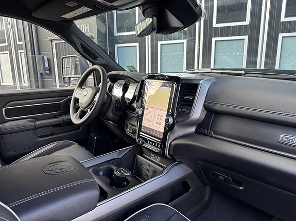 Dodge RAM 3500 25 of 25