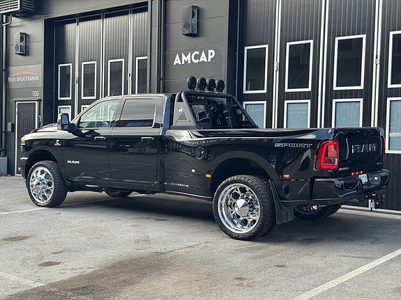 Dodge RAM 3500 13 of 25