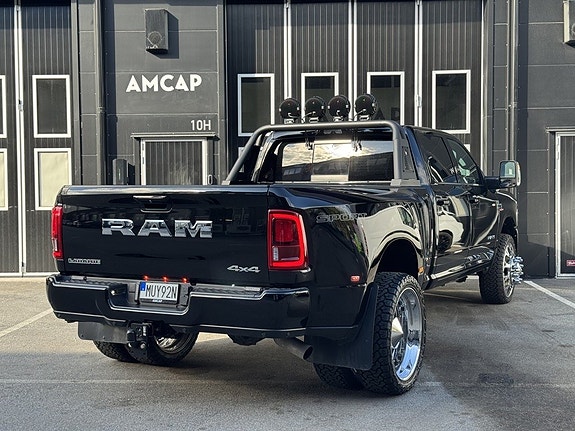Dodge RAM 3500 7 of 25