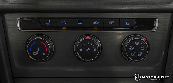 Volkswagen Golf VII 17 of 18