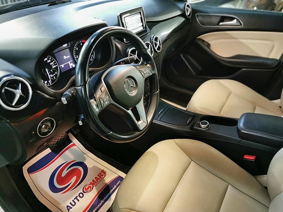 Mercedes-Benz B180 7 of 12