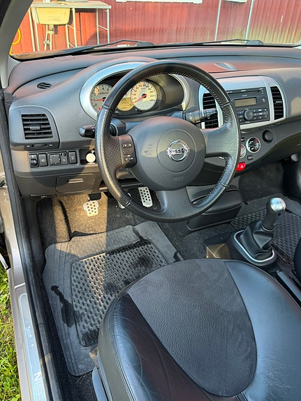 Nissan Micra C+C 17 of 20