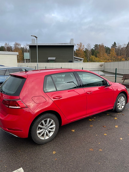 Volkswagen Golf VII 5 of 5