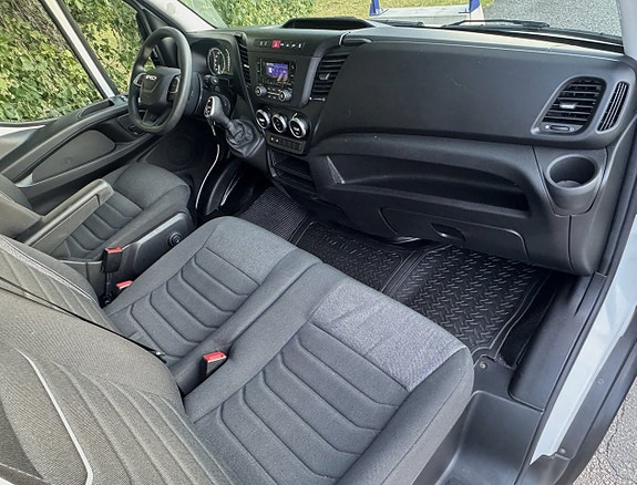 Iveco 35-140 11 of 19