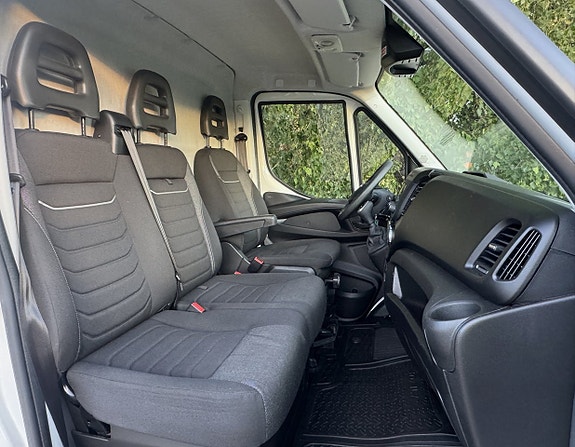Iveco 35-140 9 of 19