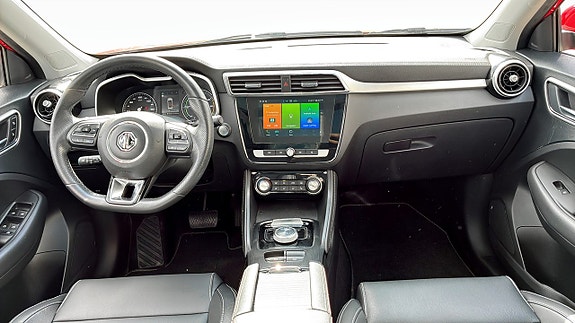 MG ZS 4 of 5