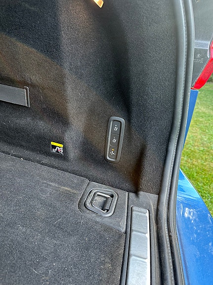 Volvo XC60 13 of 20