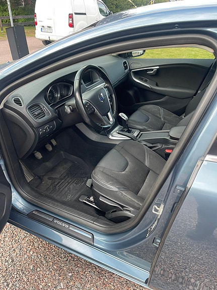 Volvo V40 5 of 5