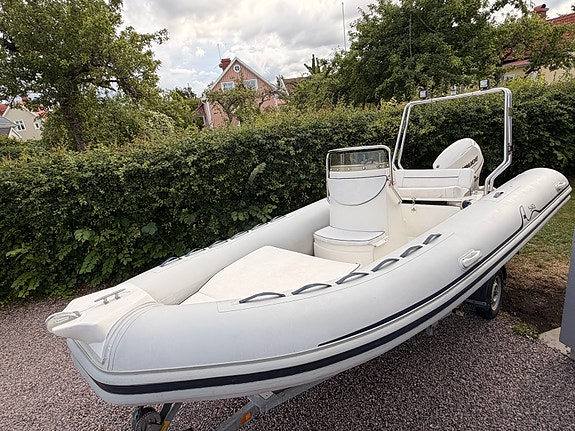 Rib Arimar med Evinrude E-Tec 90hk och Trailer från 2008 3 of 14