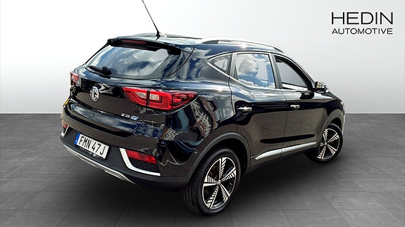 MG ZS 2 of 5