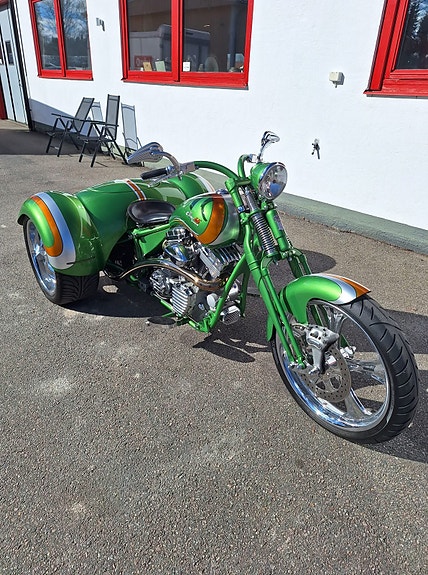 Harley-Davidson 3 of 7