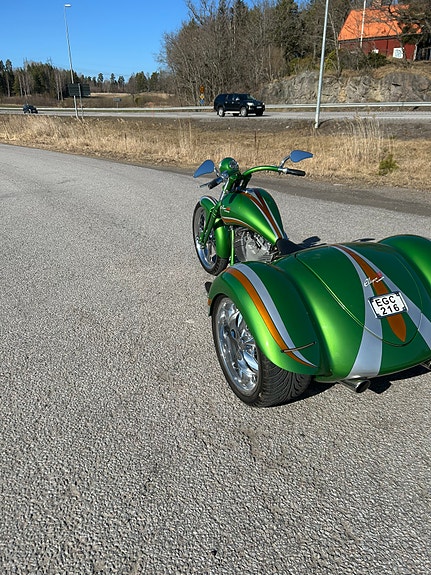 Harley-Davidson 4 of 7
