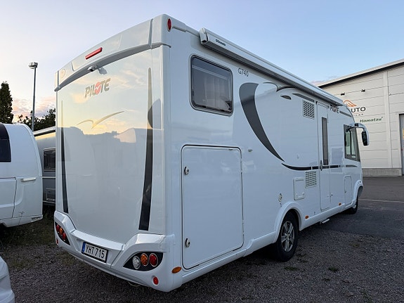 Pilote Galaxy G740 GJ Essentiel (150HK) Långbäddar! ALDE värme! Ugn! Vinteranpassad! Stort garage! 21 of 21