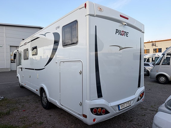 Pilote Galaxy G740 GJ Essentiel (150HK) Långbäddar! ALDE värme! Ugn! Vinteranpassad! Stort garage! 20 of 21
