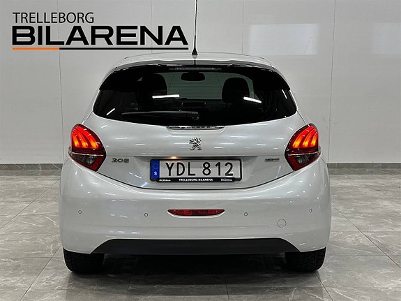 Peugeot 208 7 of 21