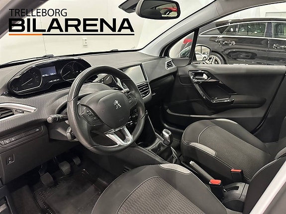 Peugeot 208 10 of 21