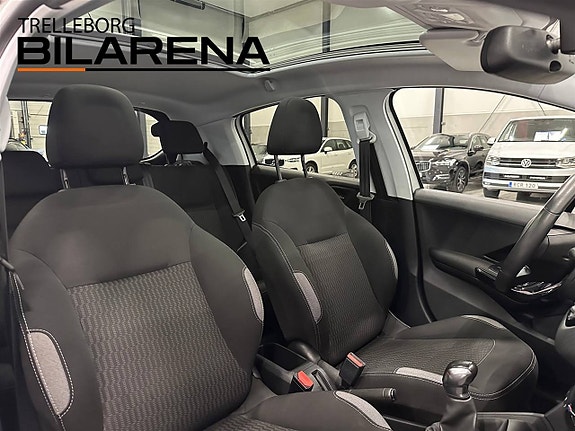 Peugeot 208 14 of 21