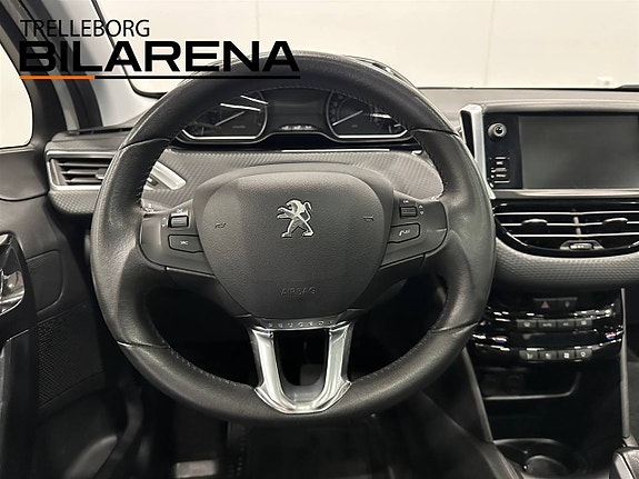 Peugeot 208 16 of 21