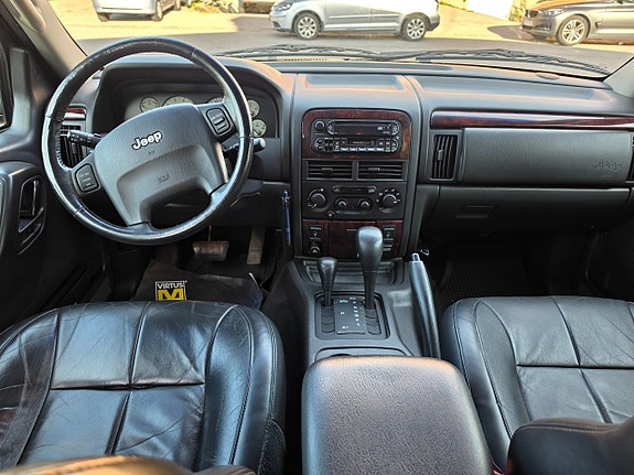 Jeep Grand Cherokee 5 of 24