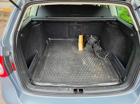 Volkswagen Passat 4 of 4
