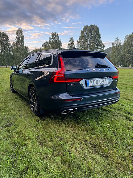 Volvo V60 6 of 23