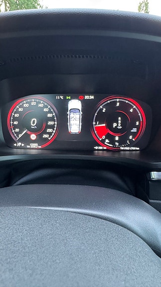 Volvo V60 14 of 23