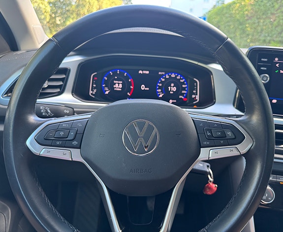 Volkswagen T-Roc 6 of 28