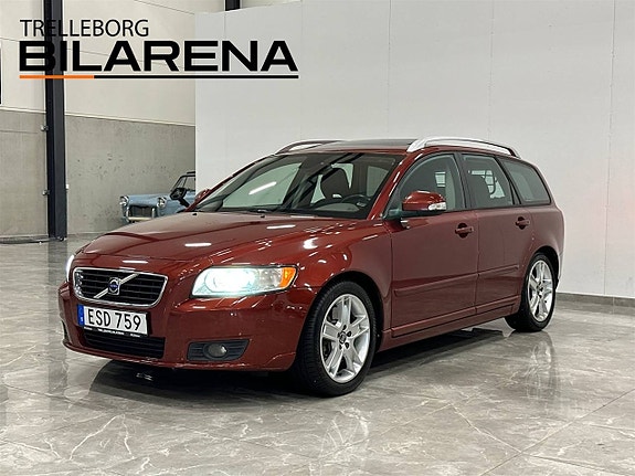 Volvo V50 4 of 5