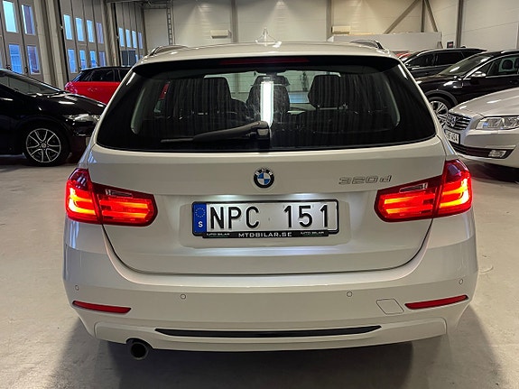 BMW 320d 10 of 30