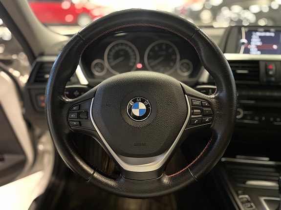 BMW 320d 22 of 30