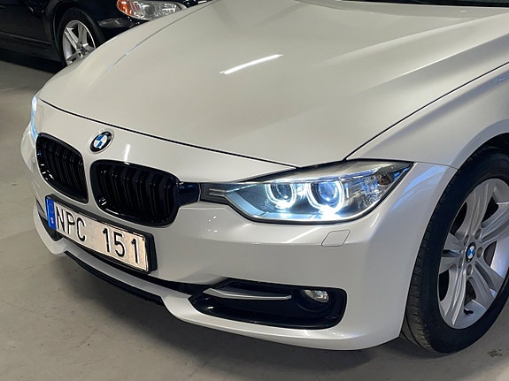 BMW 320d 16 of 30