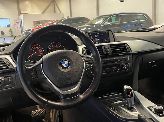 BMW 320d 18 of 30
